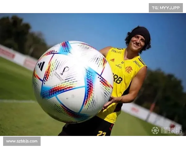 大卫路易斯的职业生涯位置解析与踢球特点详细解读